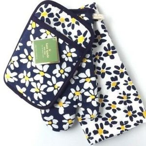 🎈SOLD🎈Kate Spade - 3 piece kitchen set